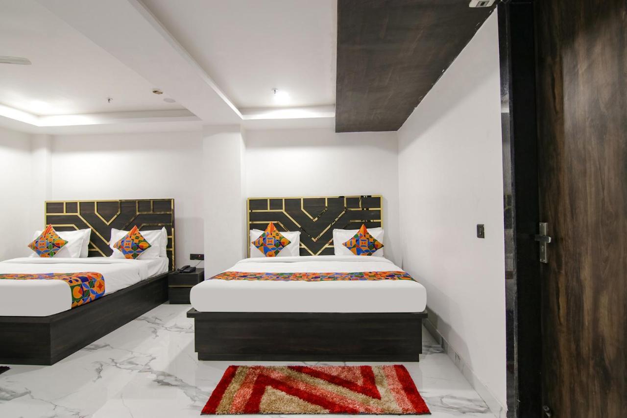 Fabhotel Greysky New Delhi